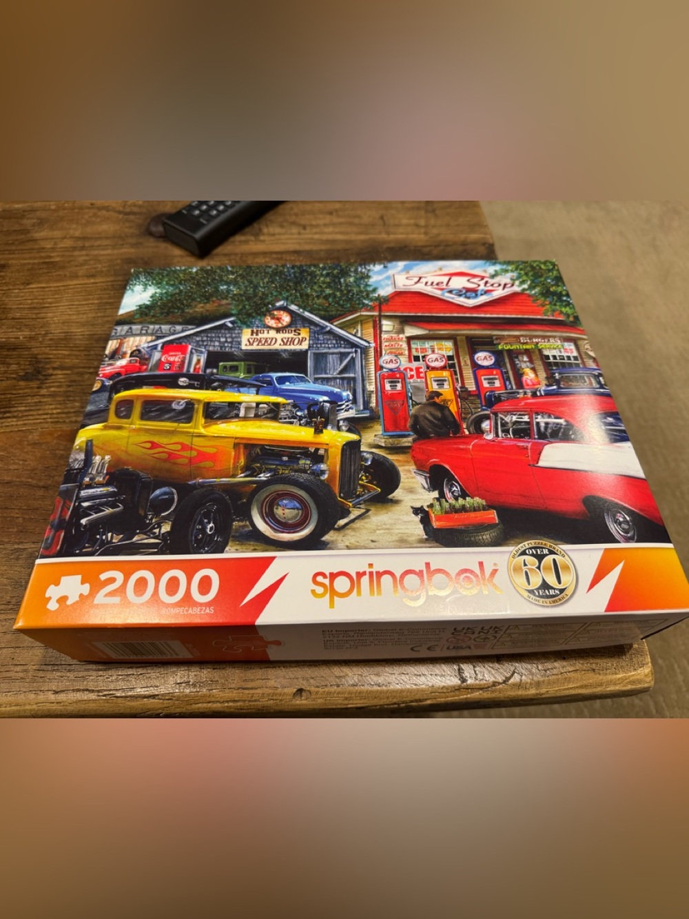 Springbok 2000-Piece Vintage Hot Rods Puzzle - Yellow & Red Cars